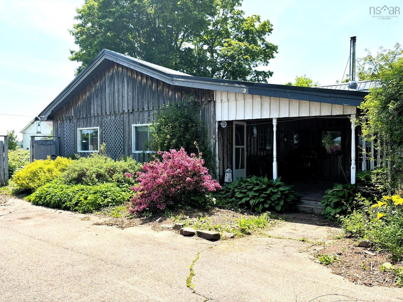 44 Church Street, Parrsboro, NS