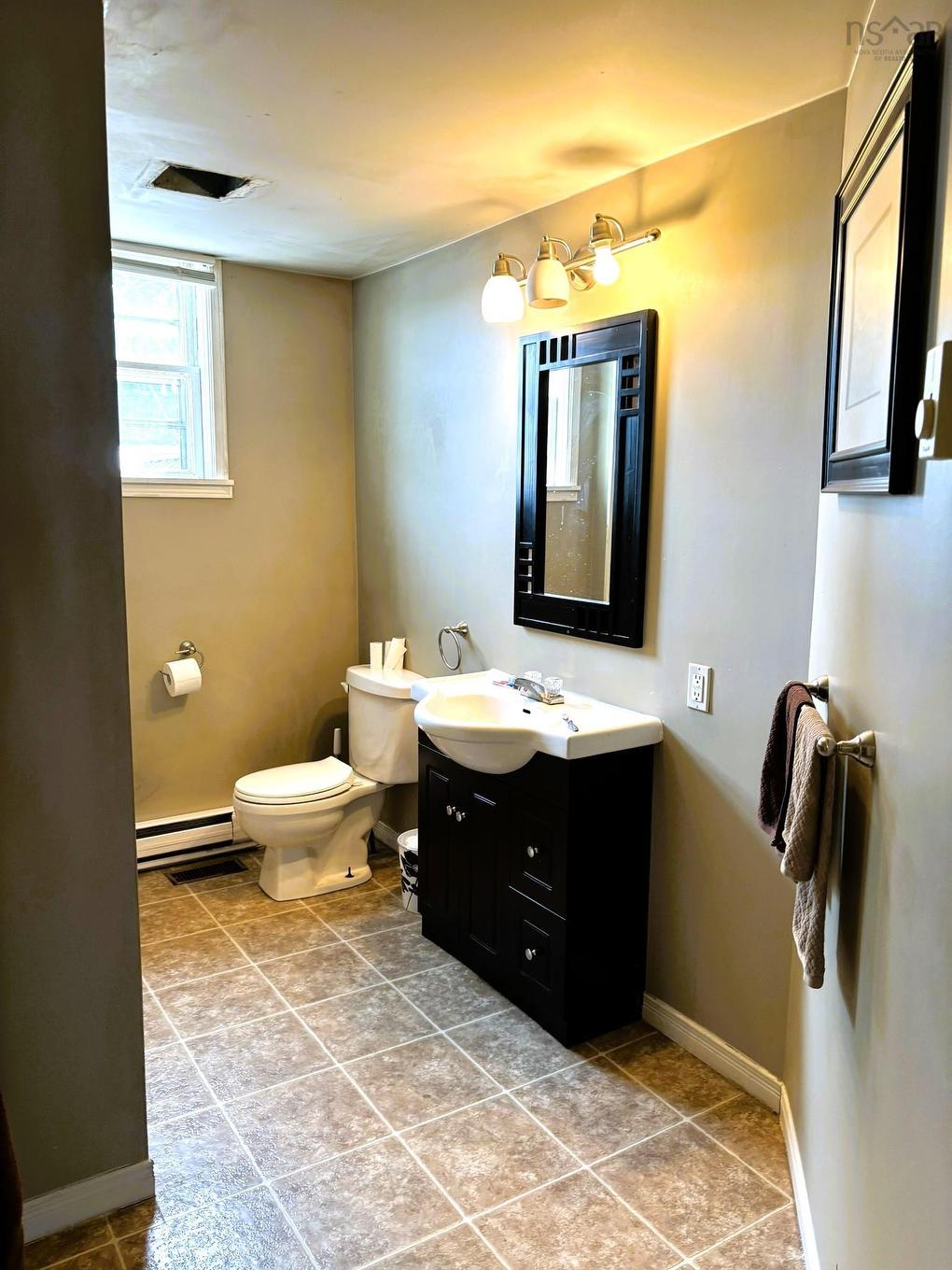 44 Church Street, Parrsboro, NS