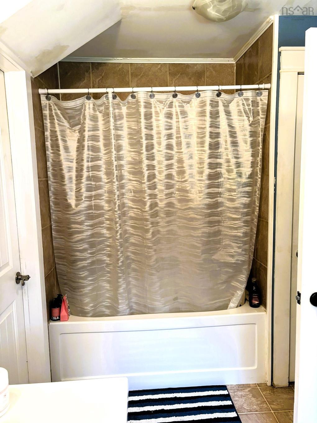 44 Church Street, Parrsboro, NS