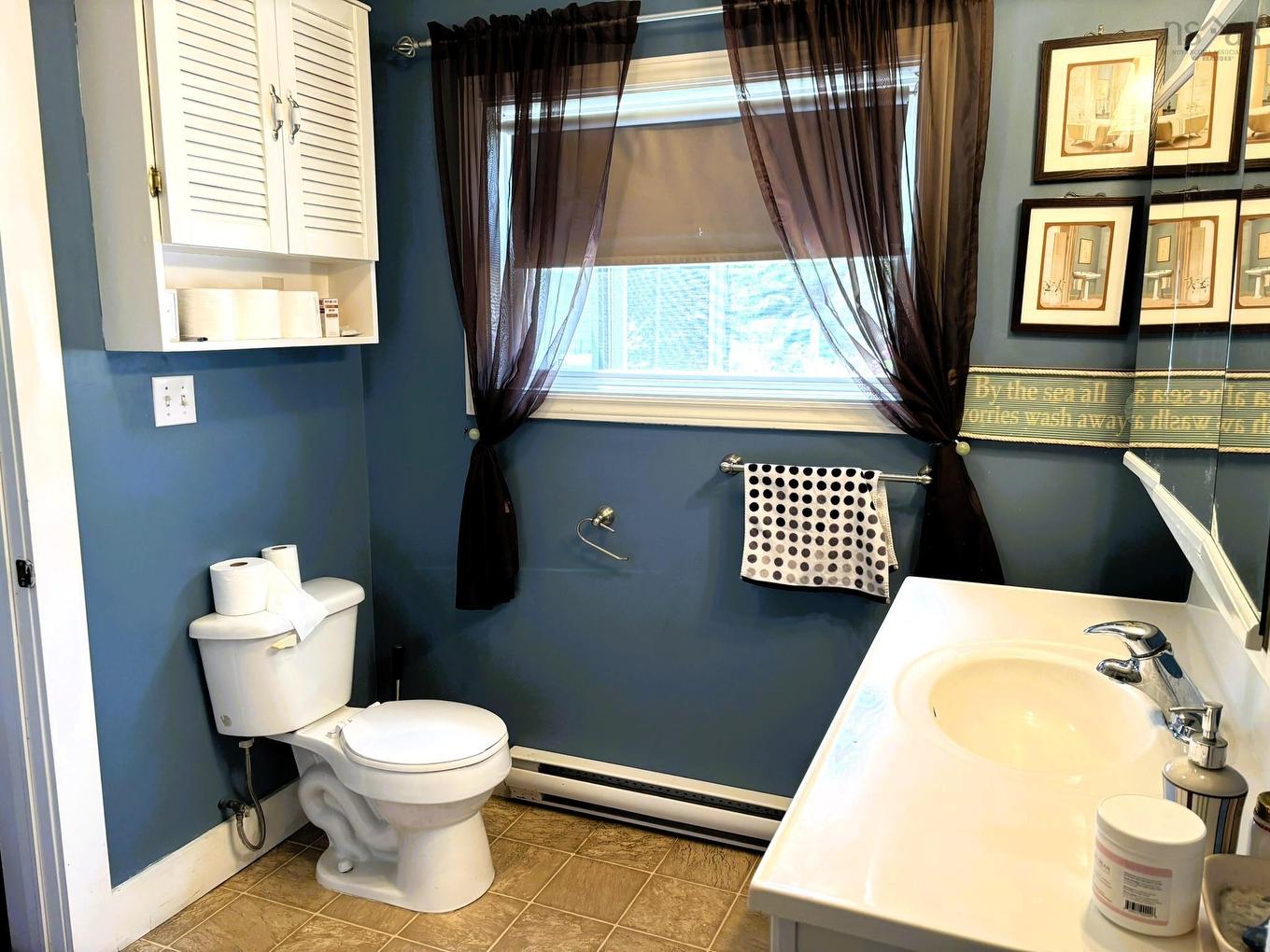 44 Church Street, Parrsboro, NS