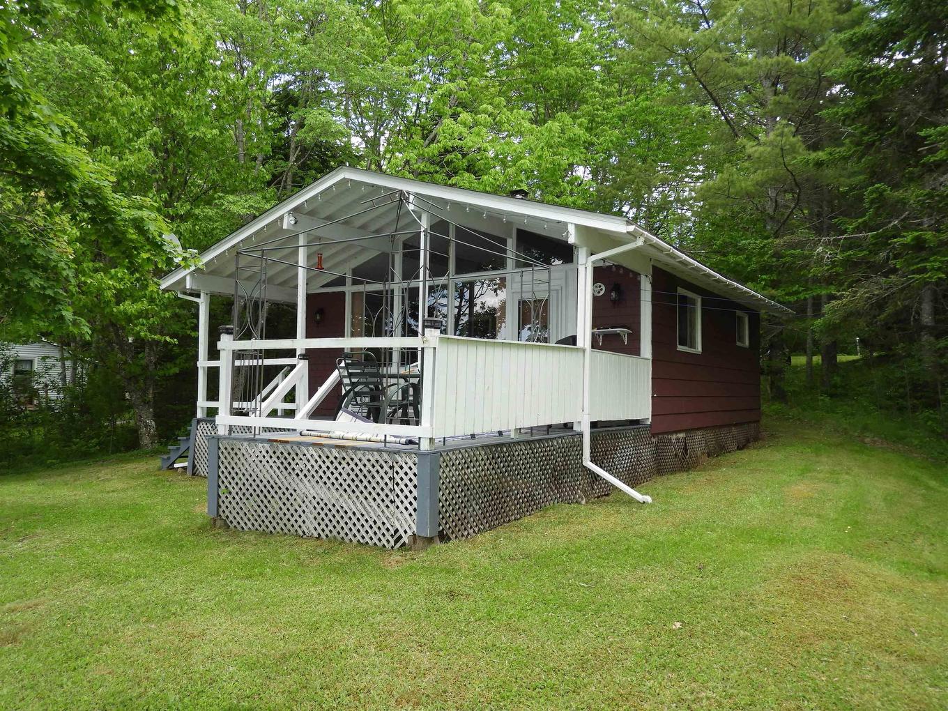 70 Sefferns Lake Drive, Aldersville, NS