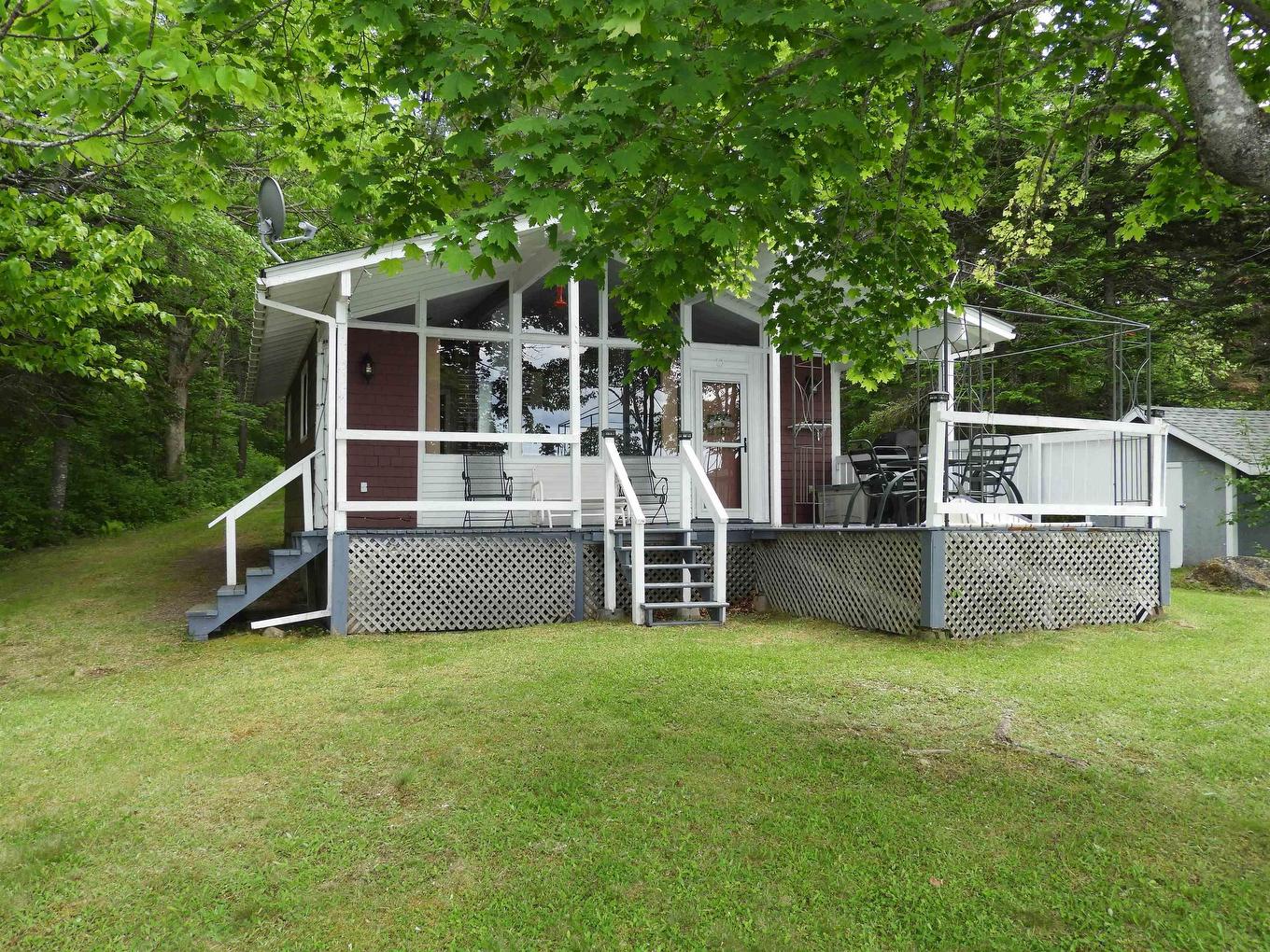 70 Sefferns Lake Drive, Aldersville, NS
