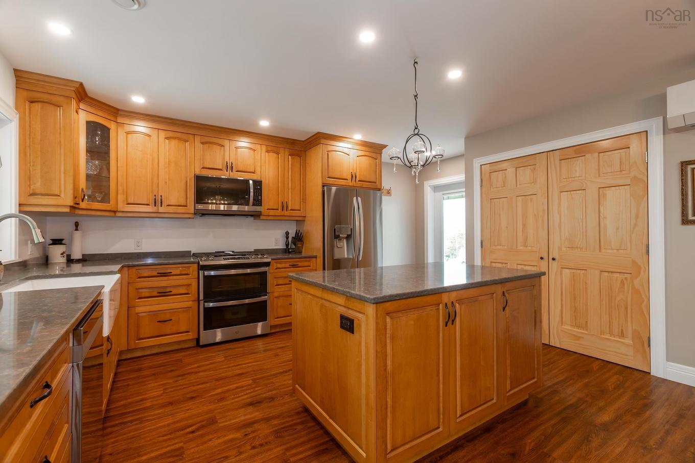 101 Cozy Crescent, Vaughan, NS