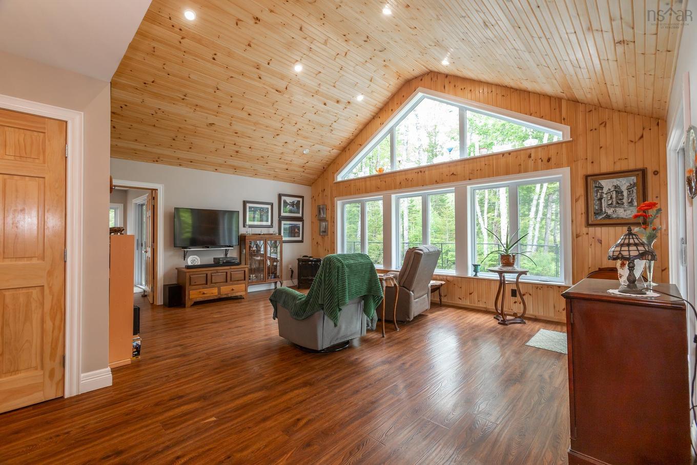 101 Cozy Crescent, Vaughan, NS