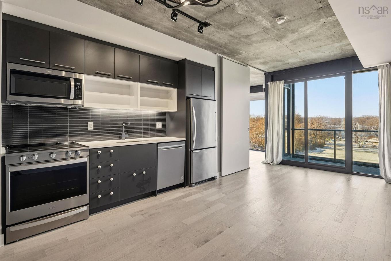 618 1048 Wellington Street, Halifax, NS