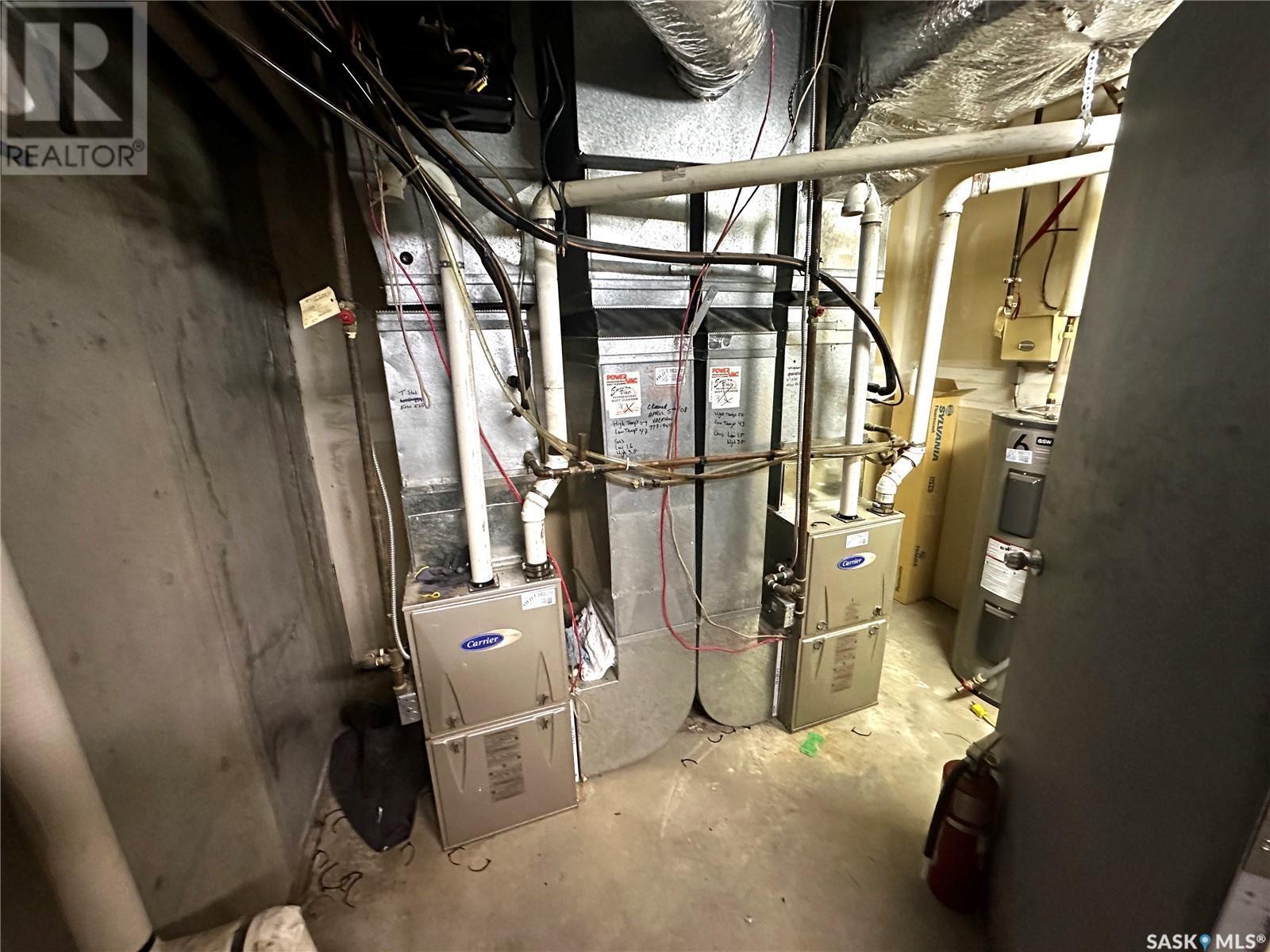 215 Chaplin Street W, Swift Current, SK