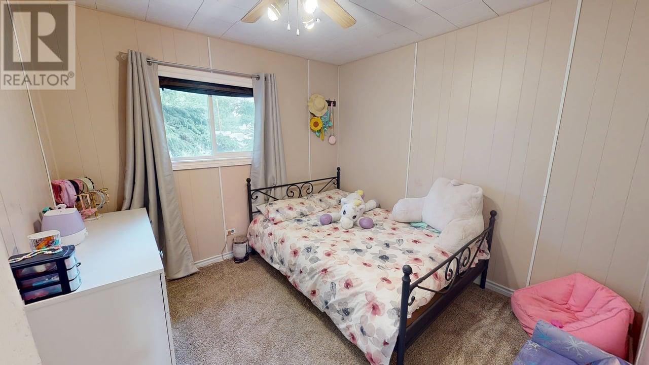 10034 100 Street, Taylor, BC