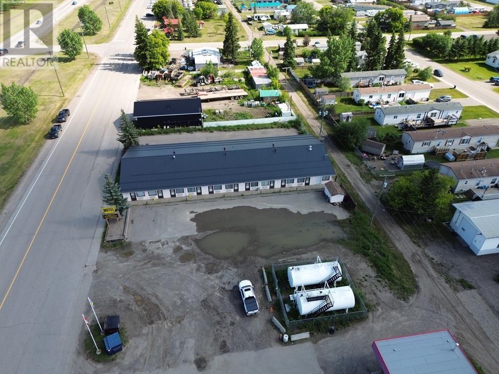 10034 100 Street, Taylor, BC