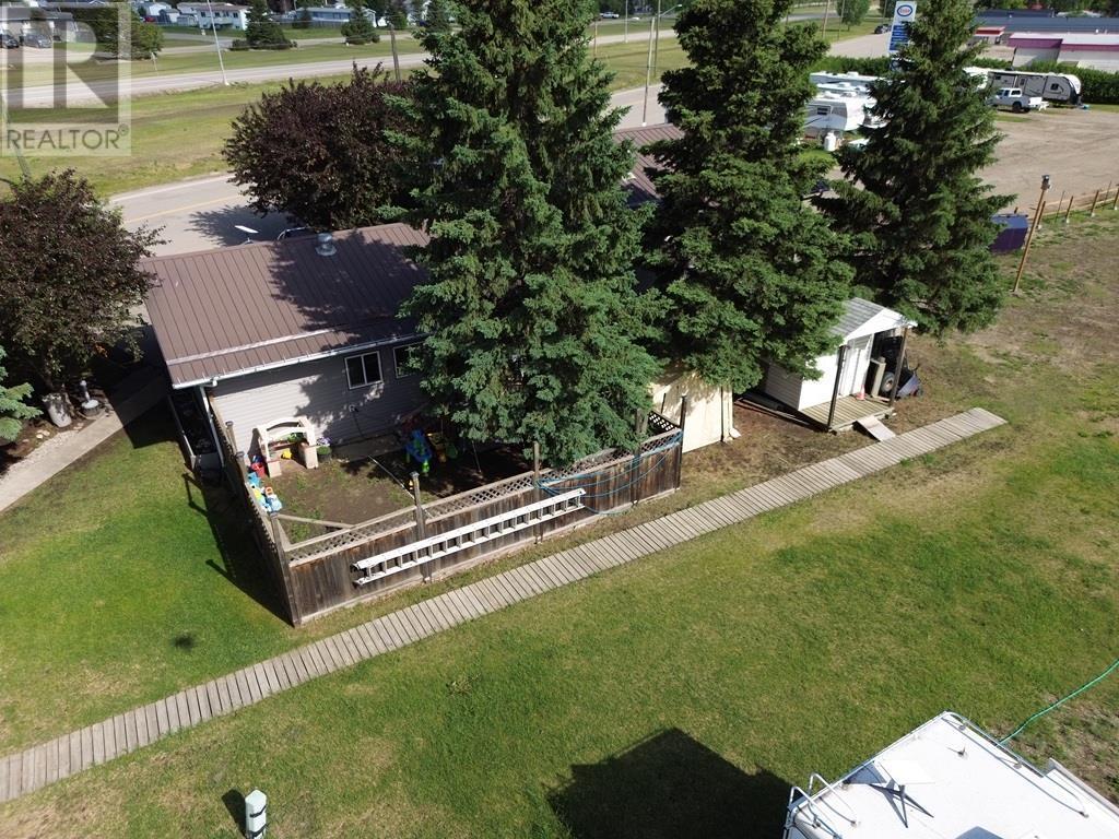 10034 100 Street, Taylor, BC