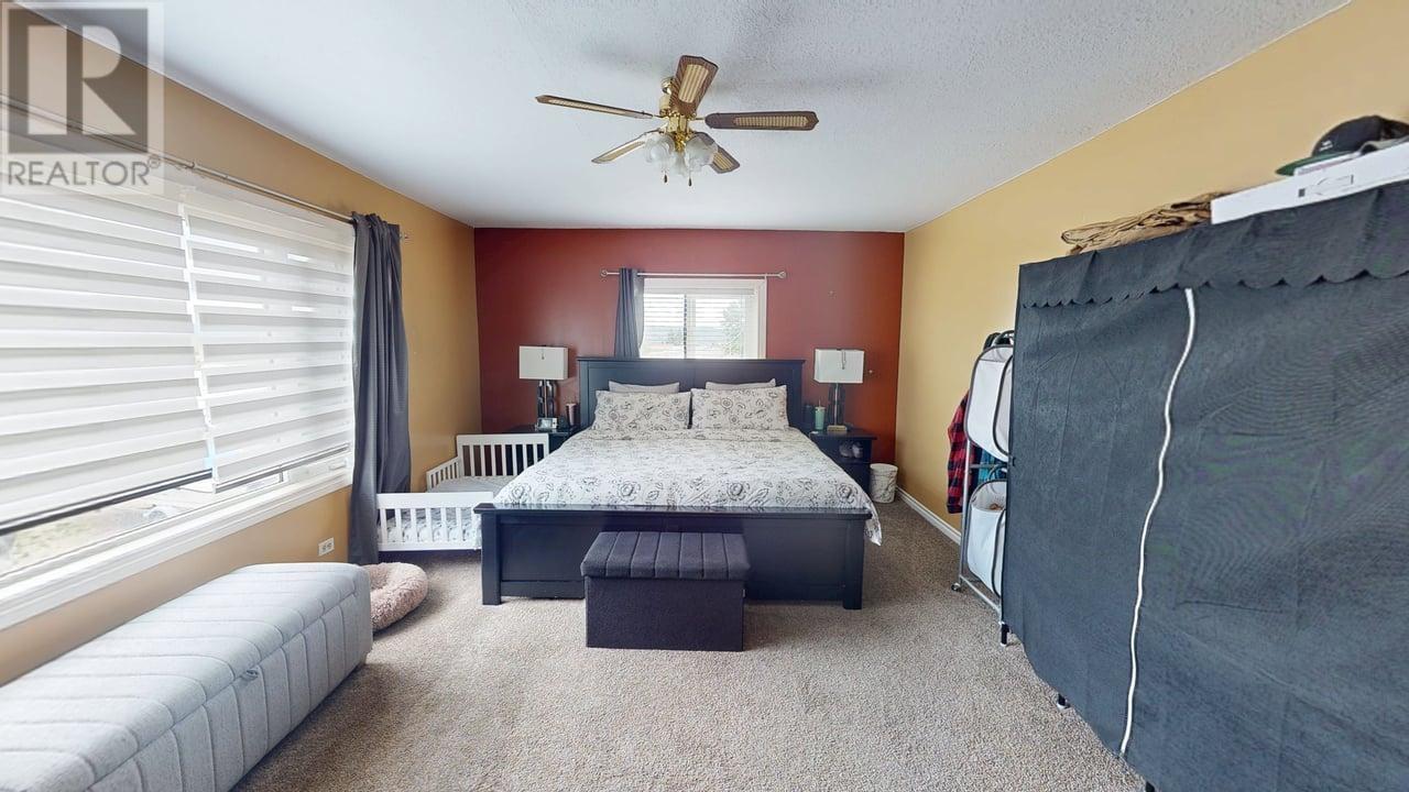 10034 100 Street, Taylor, BC