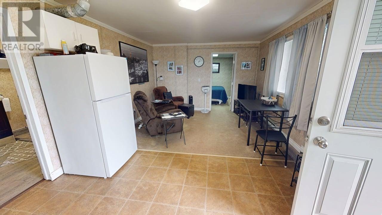 10034 100 Street, Taylor, BC