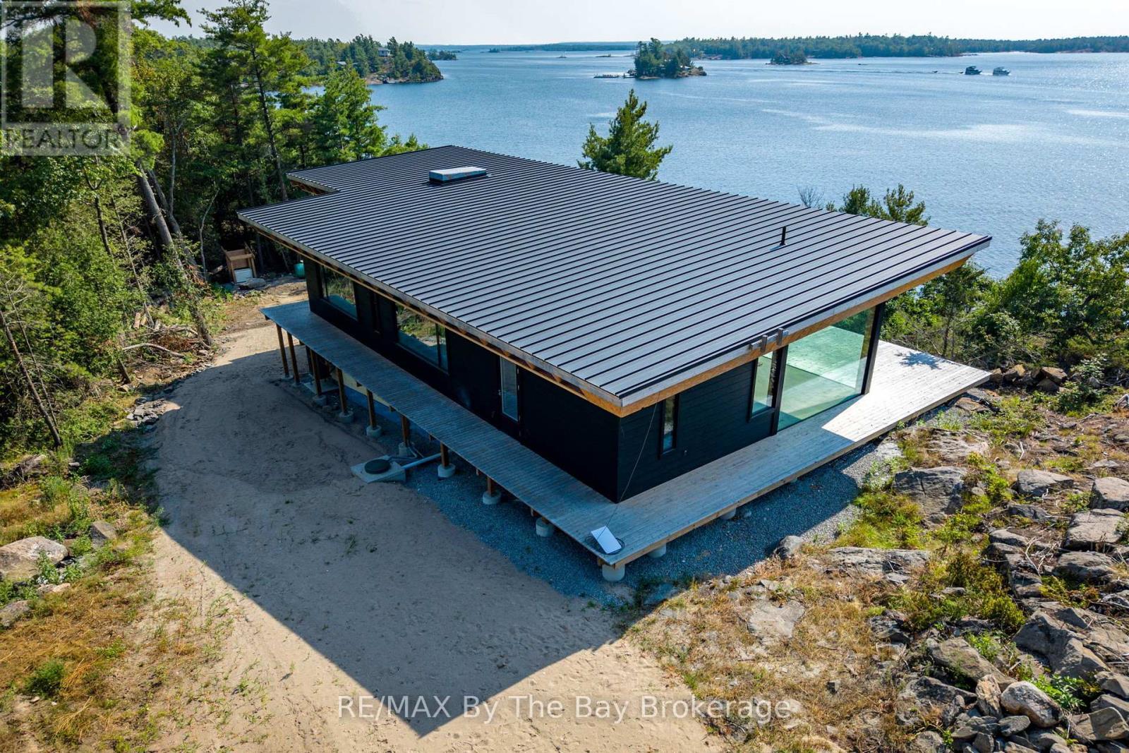 11324 Island 1810/Bone Island, Georgian Bay (Gibson), ON - Outdoor With Body Of Water