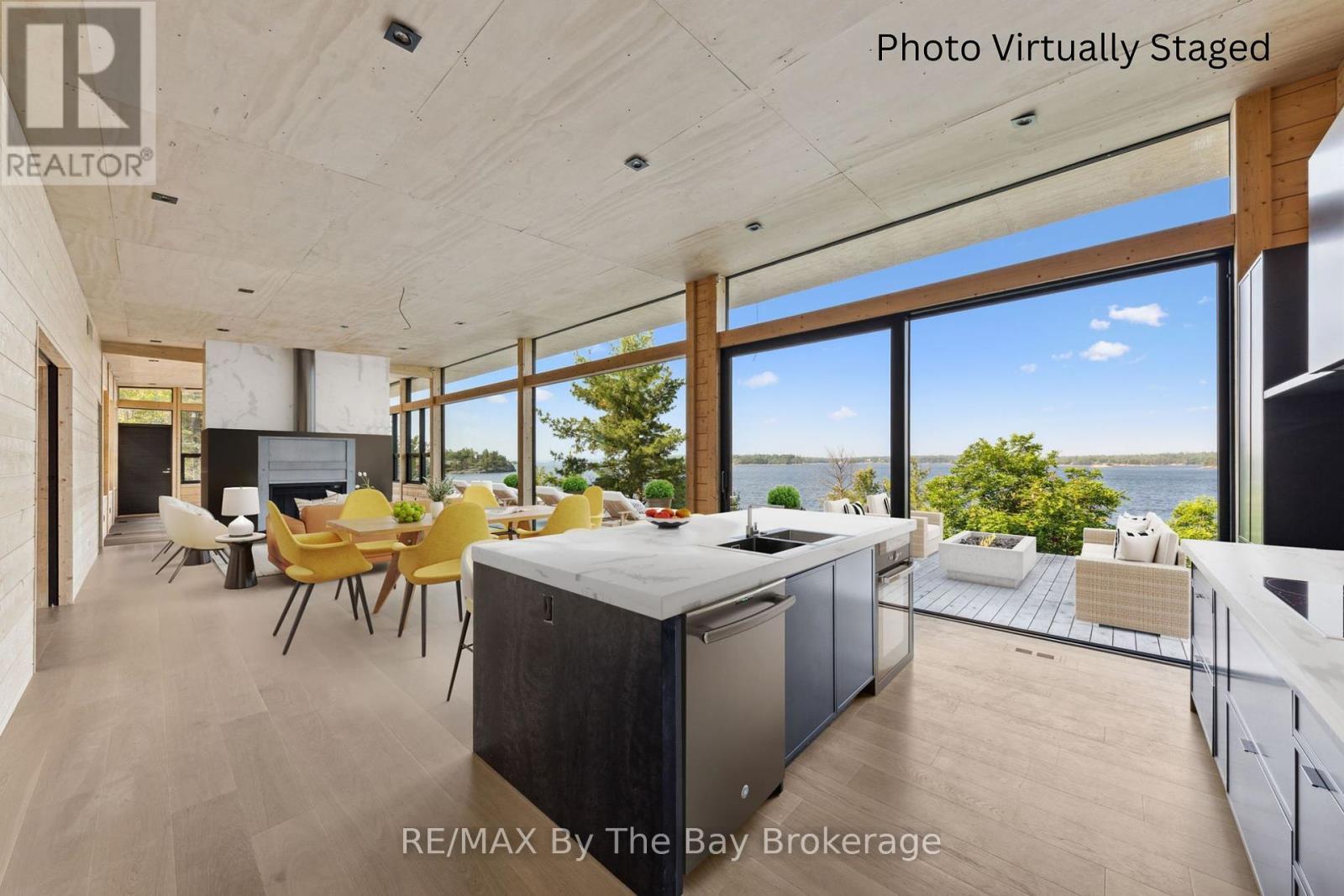 11324 Island 1810/Bone Island, Georgian Bay (Gibson), ON - Indoor