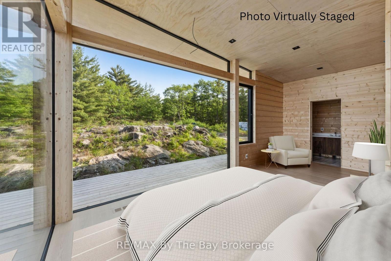 11324 Island 1810/Bone Island, Georgian Bay (Gibson), ON - With Exterior