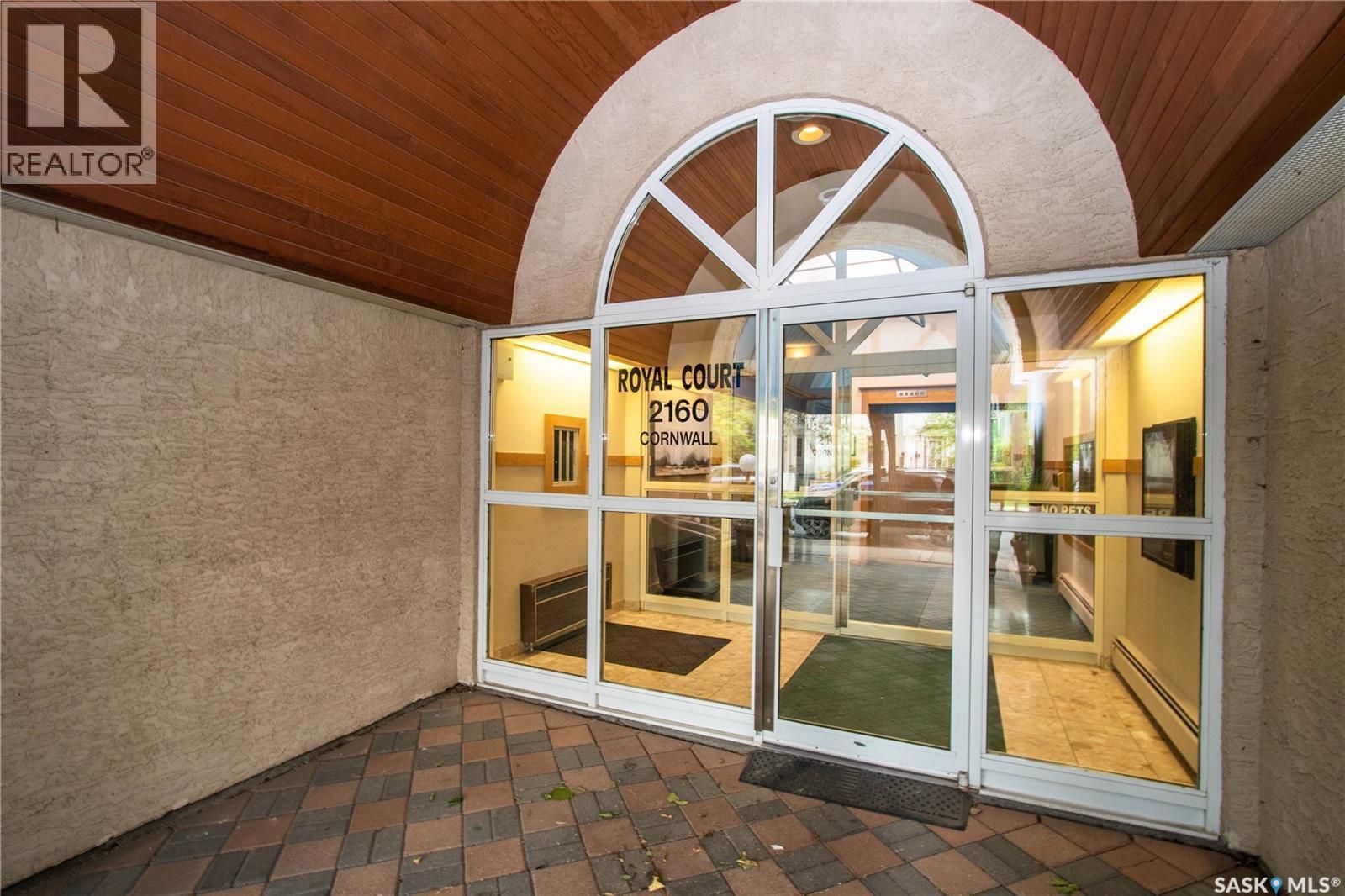 #104 2160 Cornwall Street, Regina, SK - With Balcony With Exterior