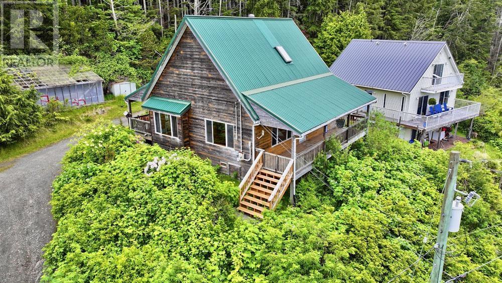 209 2Nd Avenue, Daajing Giids City, BC - Outdoor