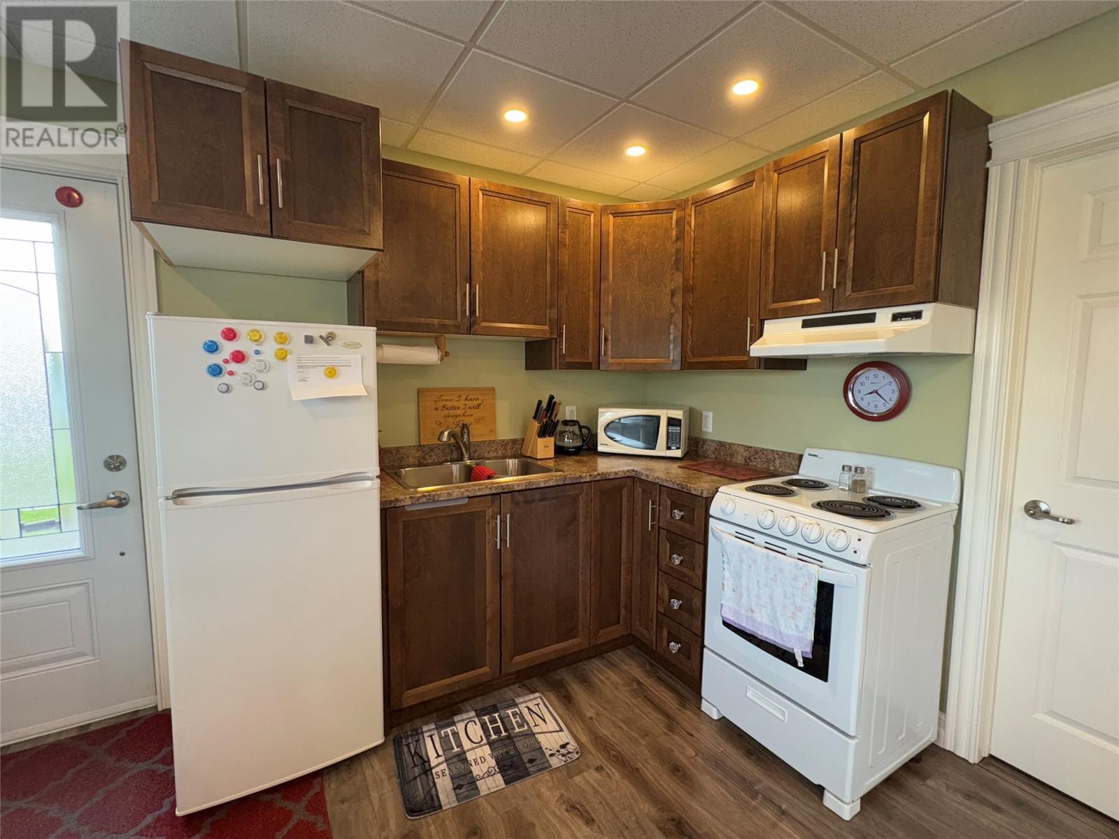 18 Mccarthy’S Lane, Kippens, NL - Indoor Photo Showing Kitchen With Double Sink