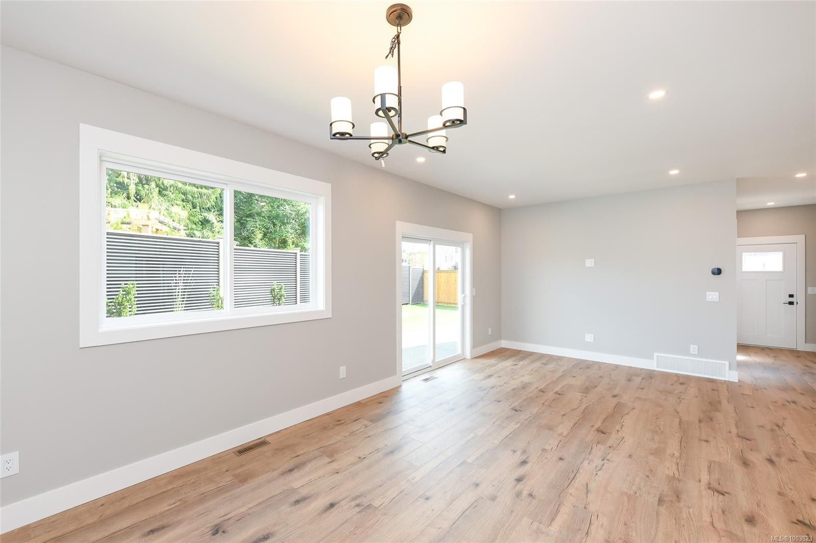 B-2315 Mcdonald Rd, Comox, BC - Indoor Photo Showing Other Room