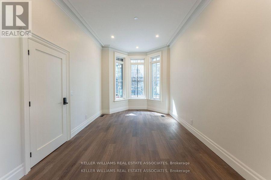 54 Stewart Street, Toronto, ON