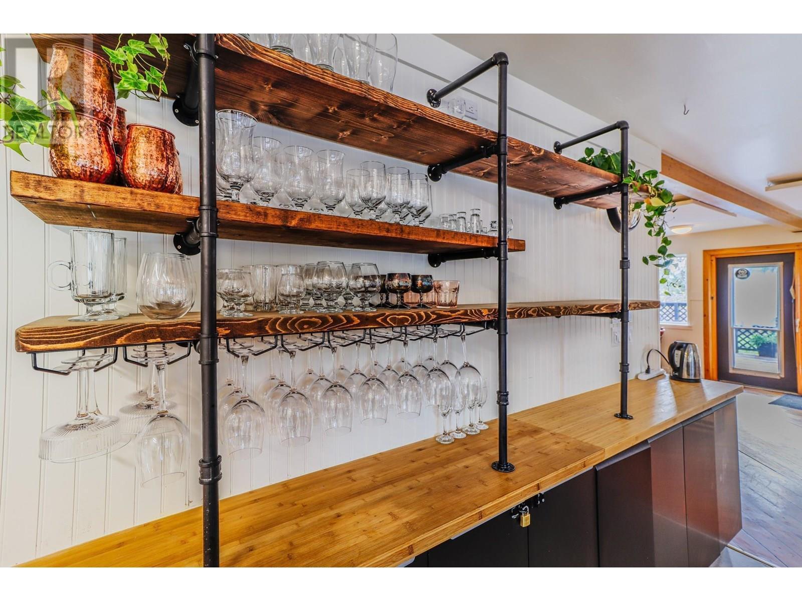 16102 3A Highway, Crawford Bay, BC - Indoor Photo Showing Other Room