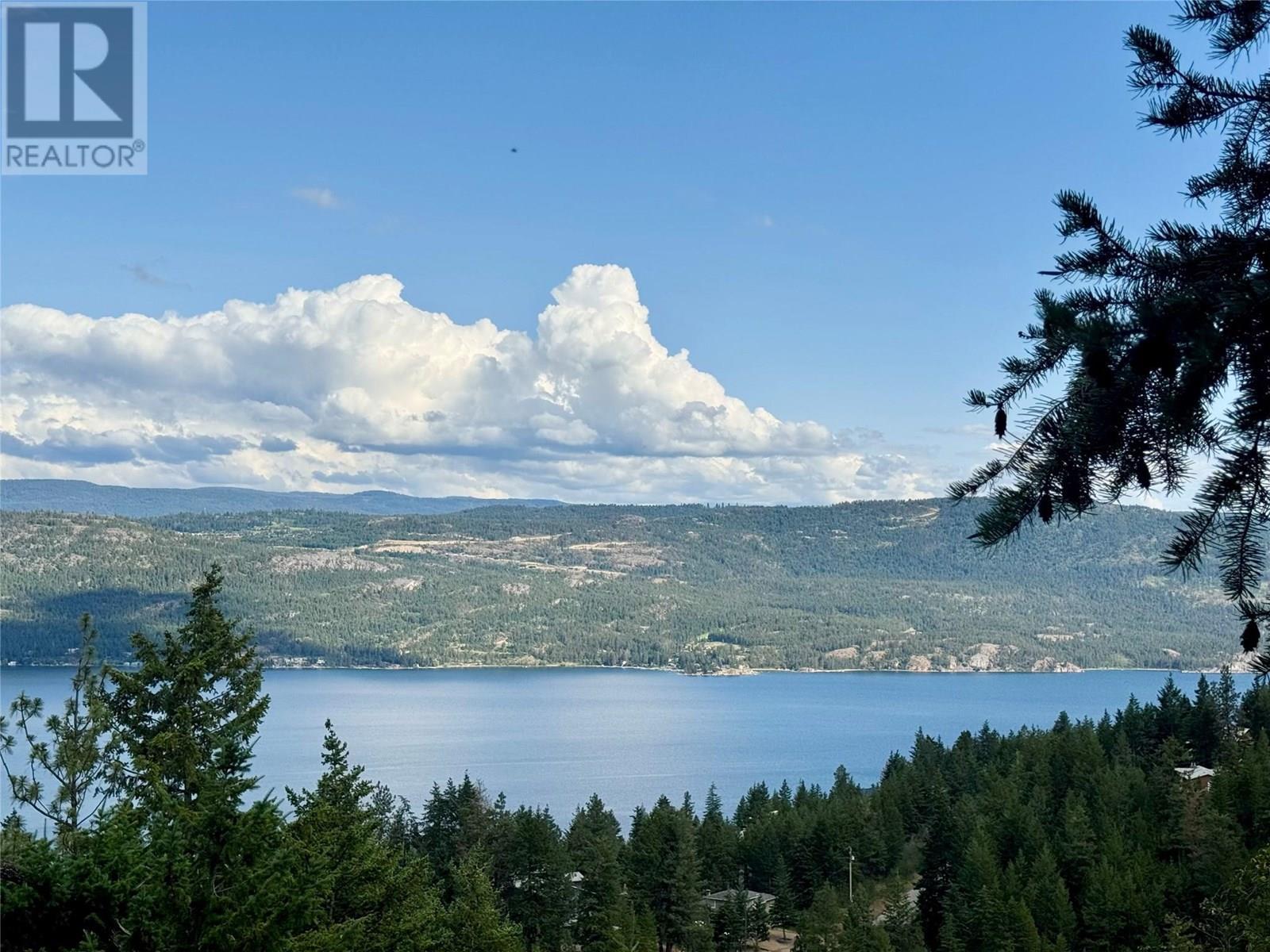 90 Crown Crescent, Vernon, BC