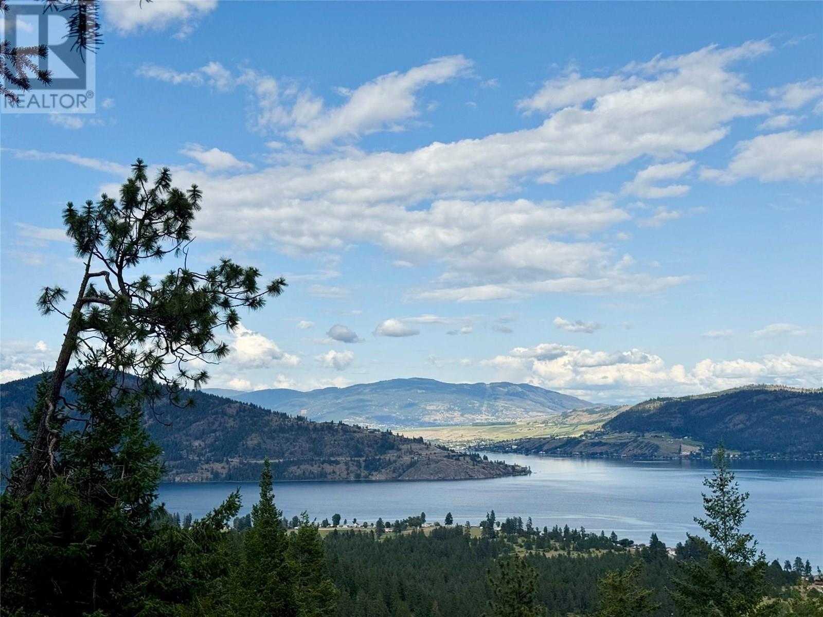 90 Crown Crescent, Vernon, BC