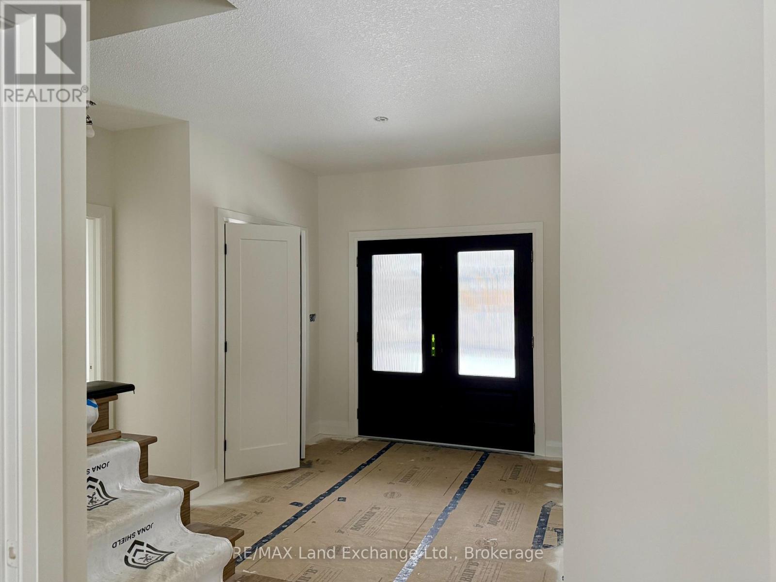 964 Bogdanovic Way, Huron-Kinloss, ON - Indoor Photo Showing Other Room