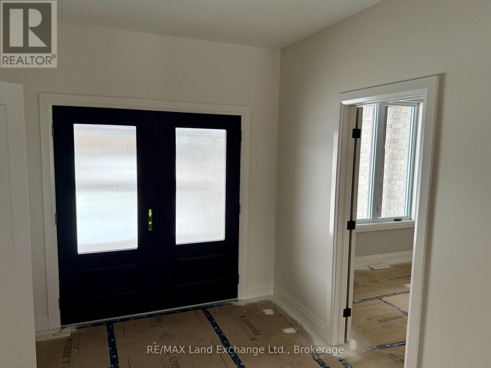 964 Bogdanovic Way, Huron-Kinloss, ON - Indoor Photo Showing Other Room