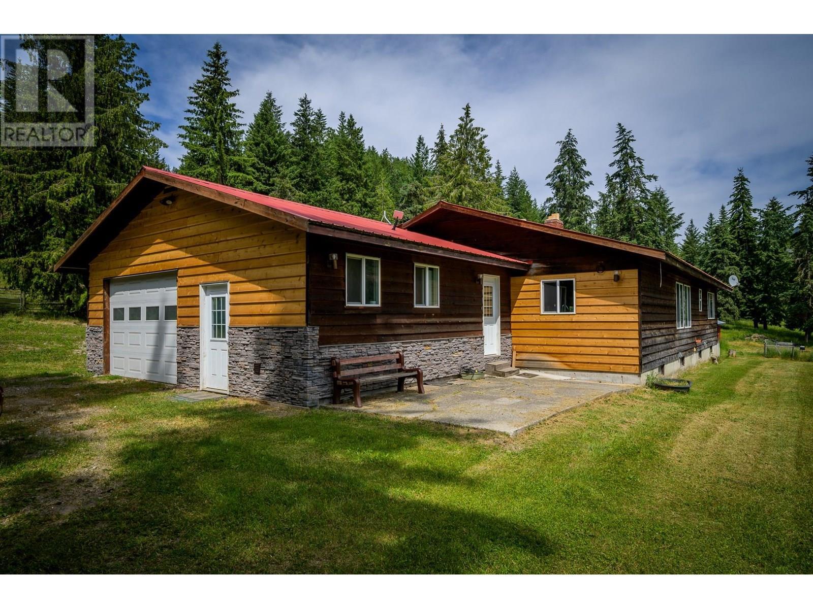 1053 Ptarmigan Road, Chase, BC - Outdoor