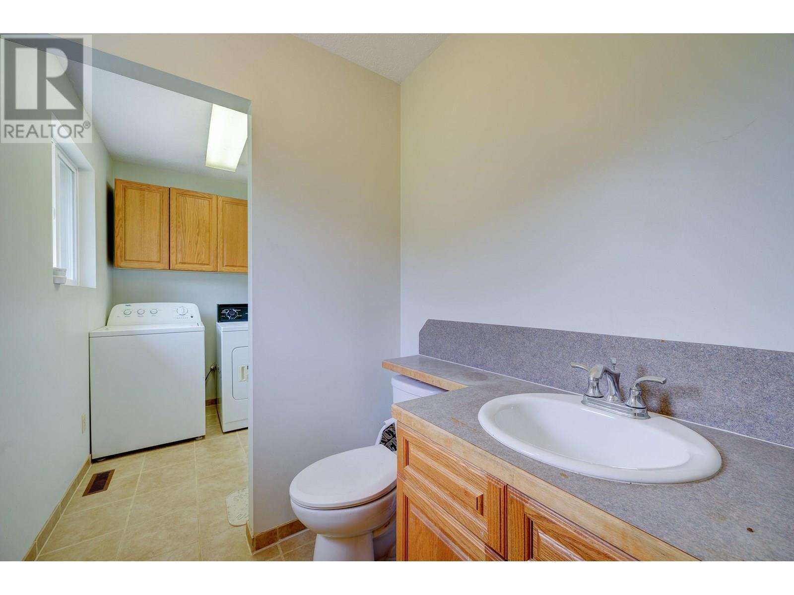 1053 Ptarmigan Road, Chase, BC - Indoor