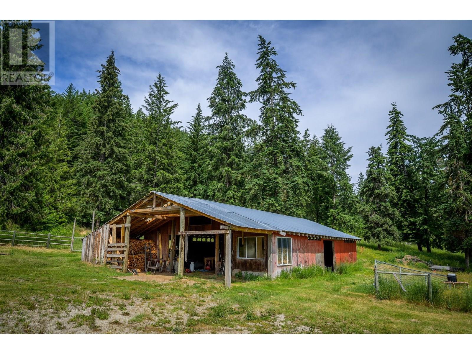 1053 Ptarmigan Road, Chase, BC - Outdoor