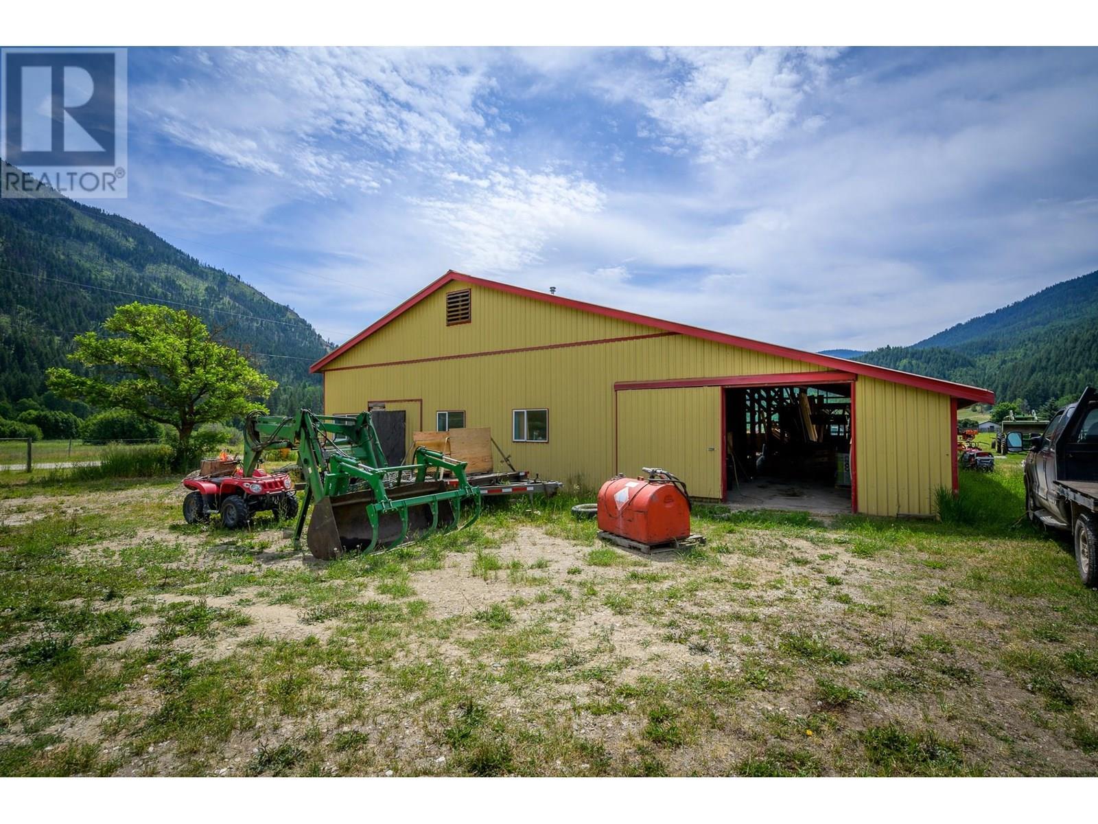 1053 Ptarmigan Road, Chase, BC - Outdoor