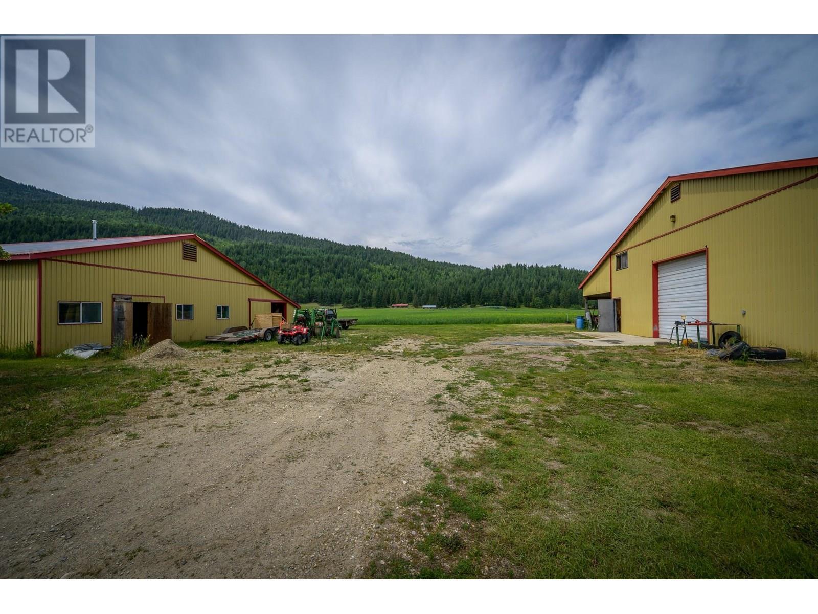 1053 Ptarmigan Road, Chase, BC - Outdoor