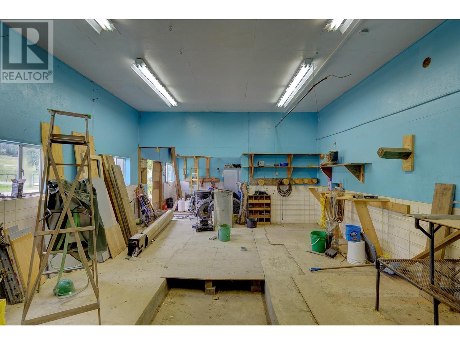 1053 Ptarmigan Road, Chase, BC - Indoor Photo Showing Other Room