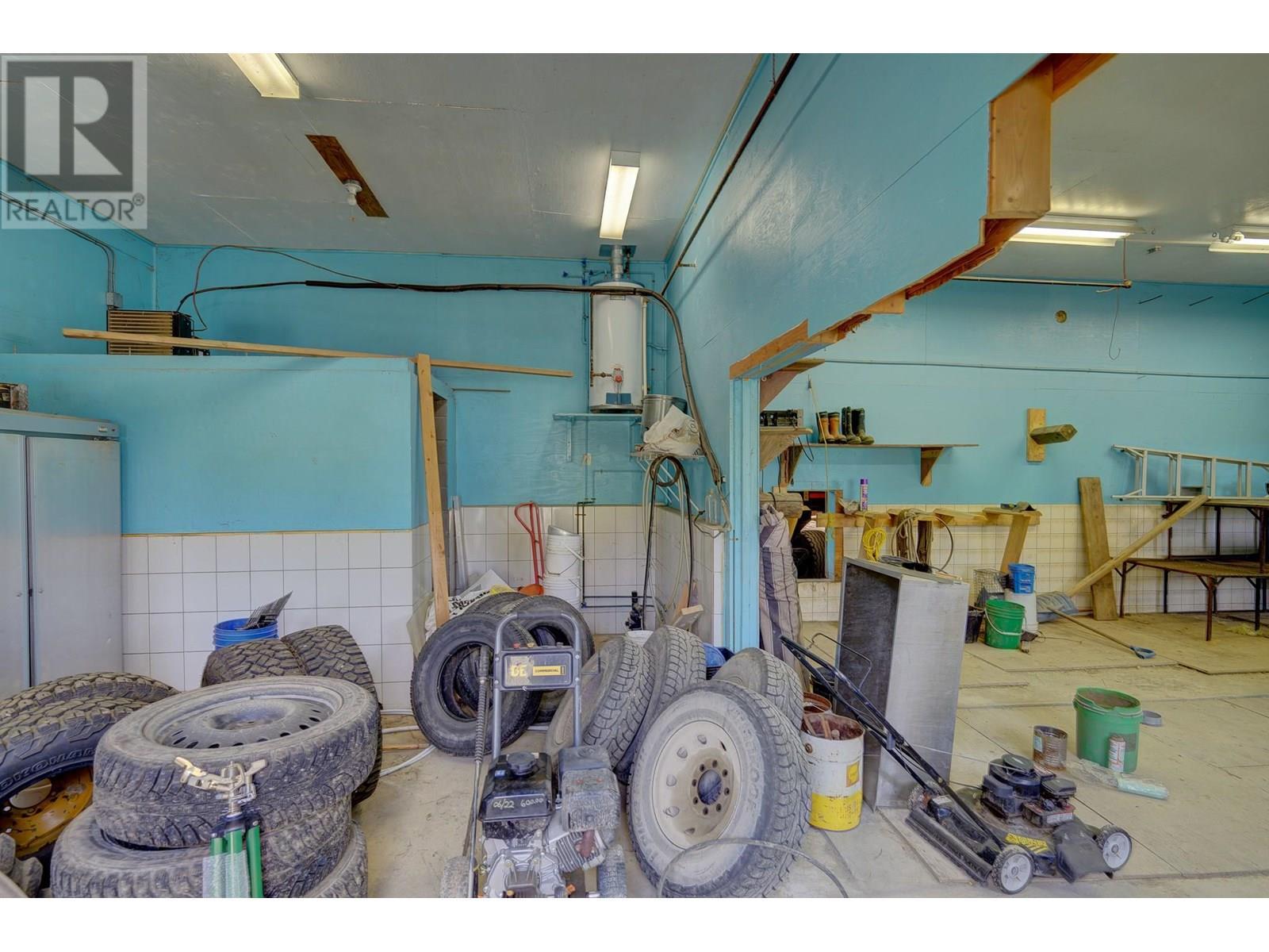 1053 Ptarmigan Road, Chase, BC - Indoor Photo Showing Other Room