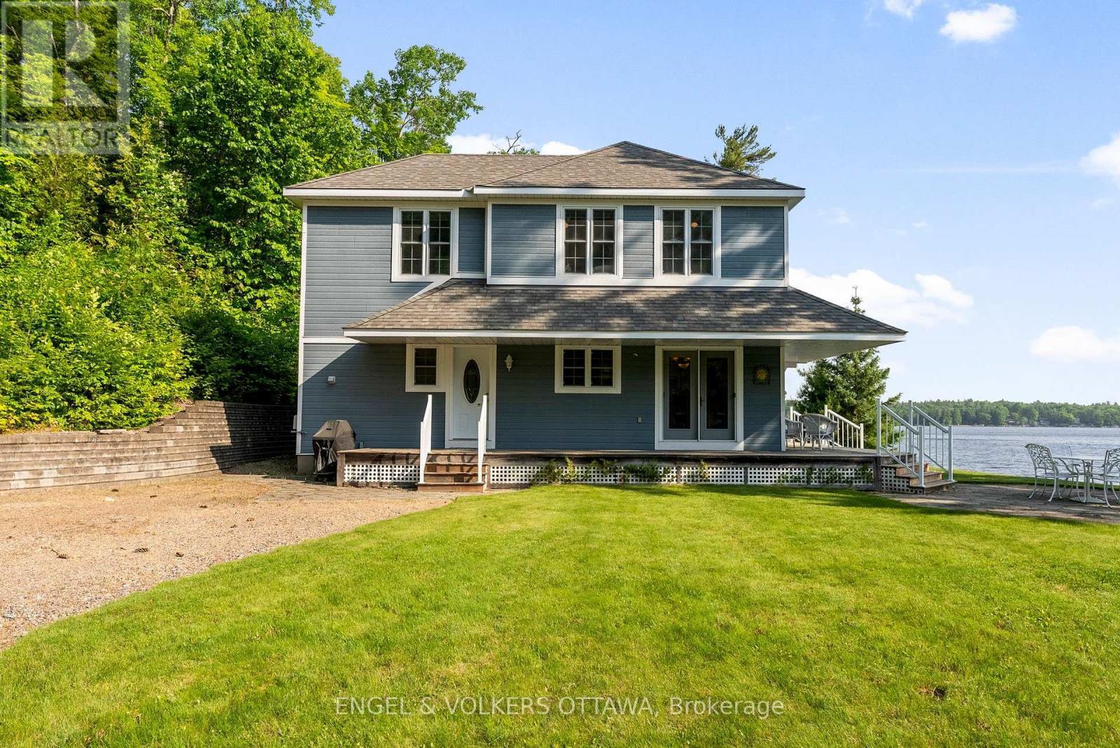 541 Morglan Lane, Greater Madawaska, ON - Outdoor