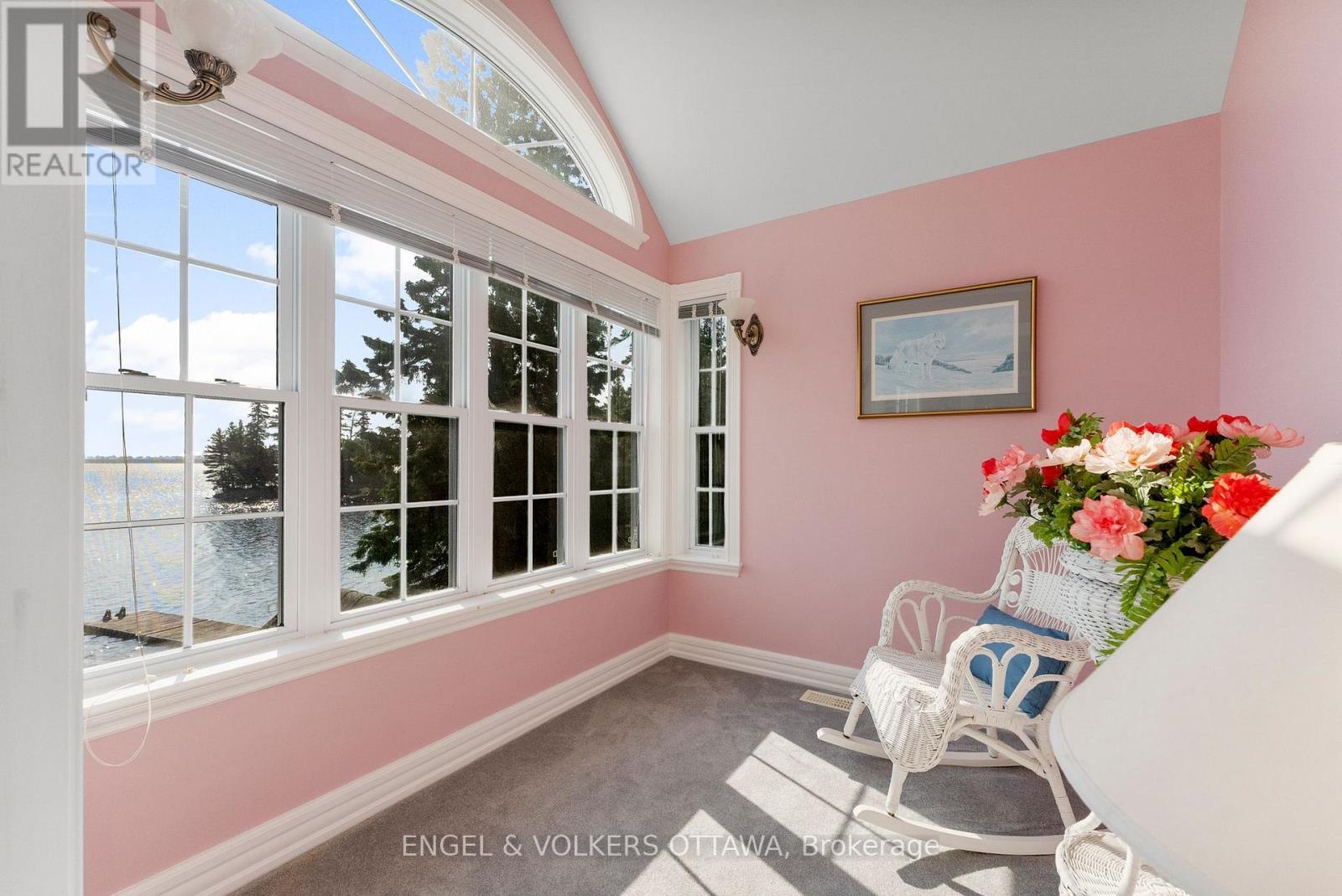 541 Morglan Lane, Greater Madawaska, ON - Indoor Photo Showing Other Room