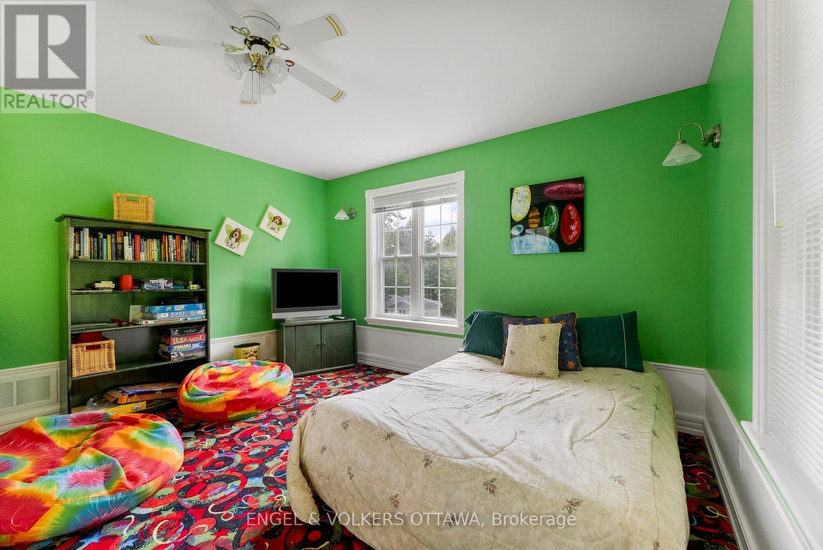 541 Morglan Lane, Greater Madawaska, ON - Indoor Photo Showing Bedroom