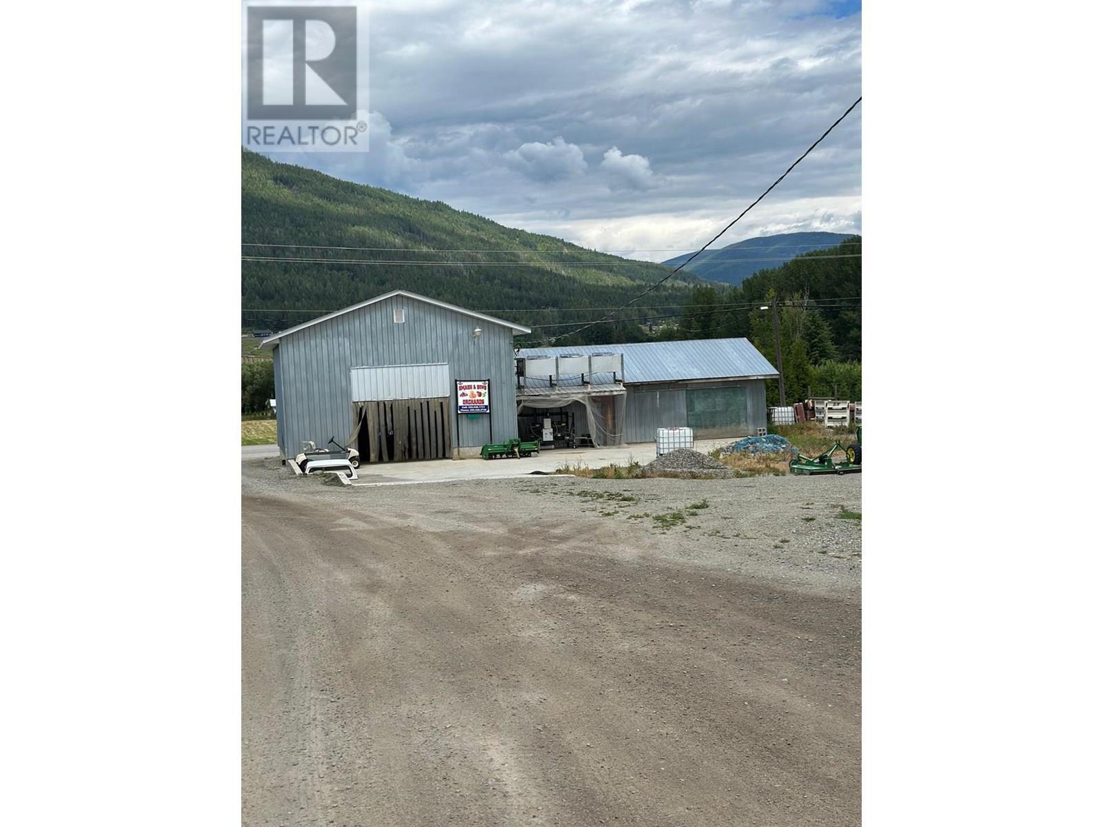 3037 Erickson Road, Creston, BC