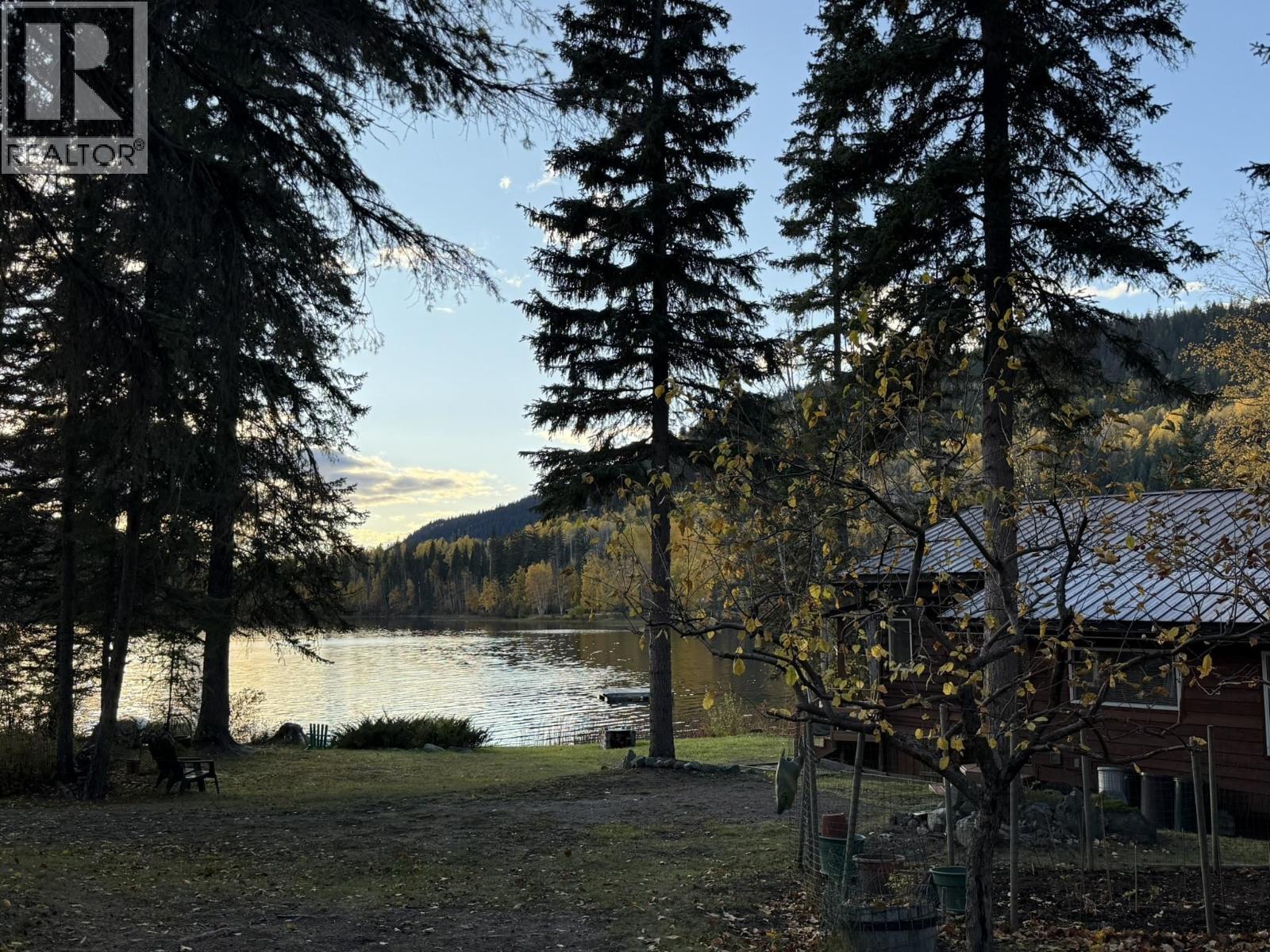 7814 Little Fort 24 Highway, Lone Butte, BC - Outdoor With View