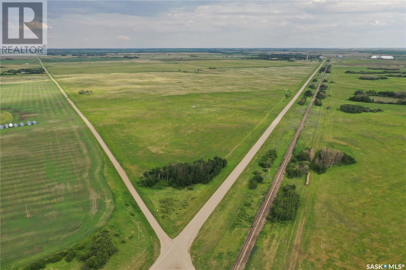 Hanley 30 Acres With Utilities, Hanley, SK
