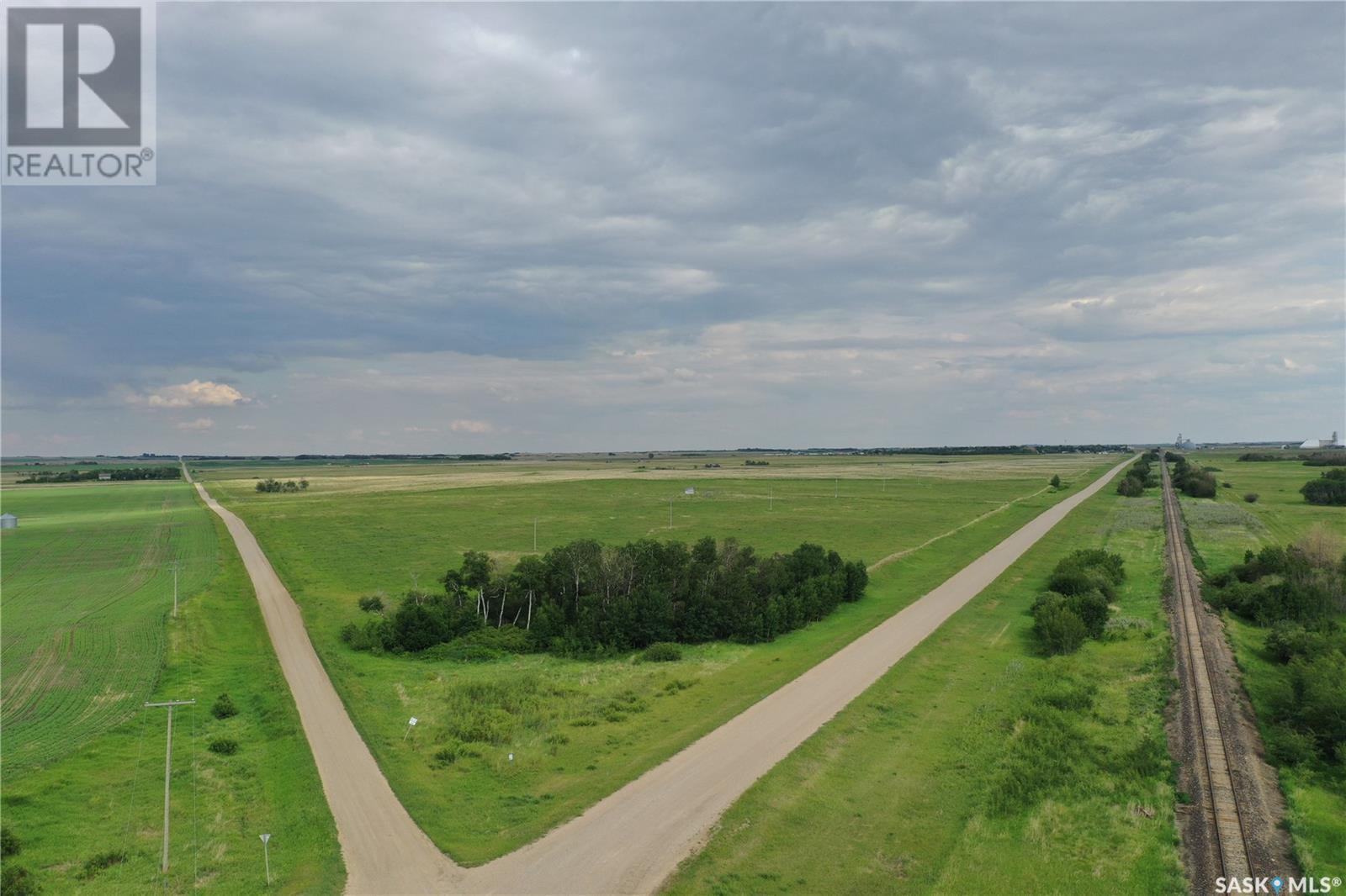 Hanley 30 Acres With Utilities, Hanley, SK