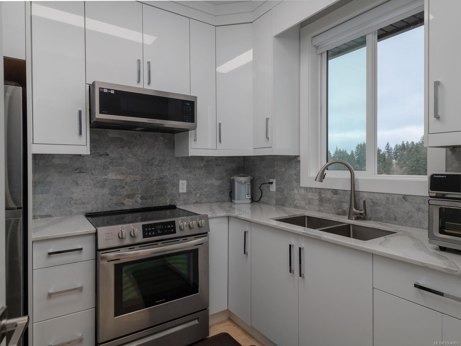 5814 Linley Valley Dr, Nanaimo, BC