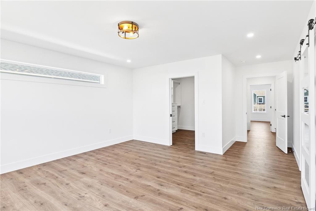 735 Hillcrest Dr, Fredericton, NB