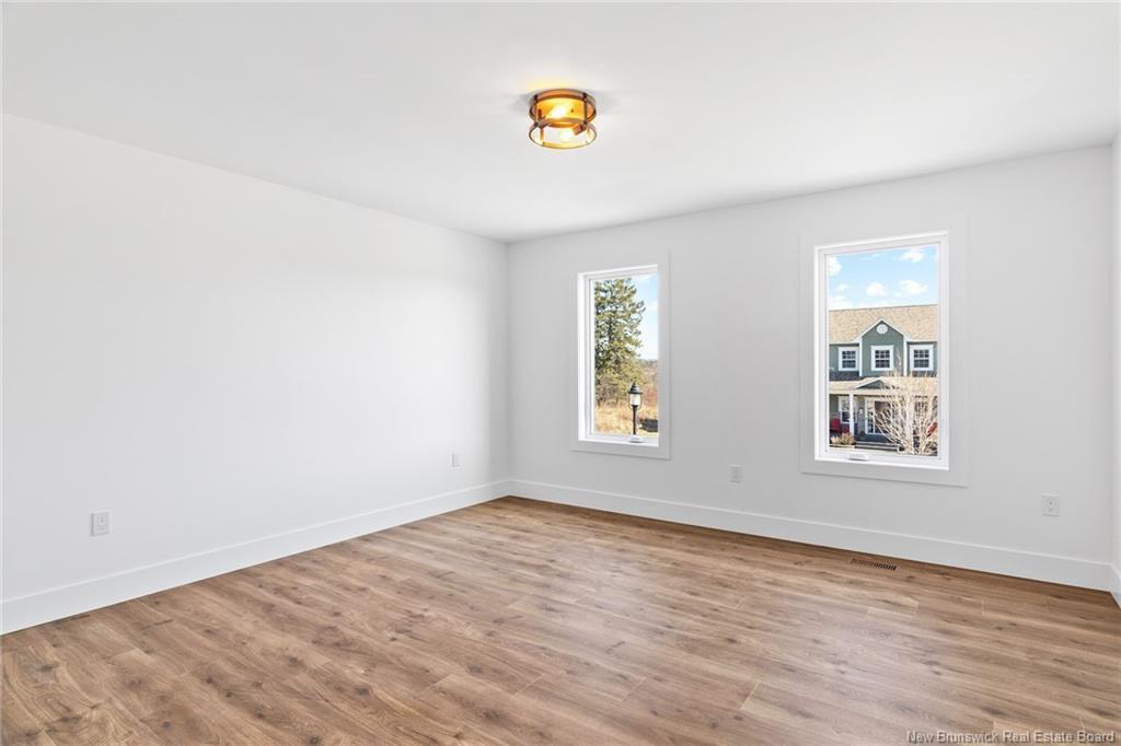 735 Hillcrest Dr, Fredericton, NB