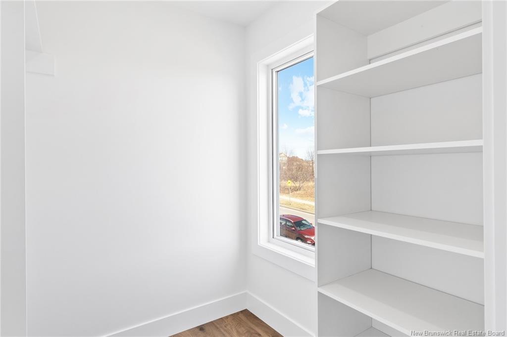 735 Hillcrest Dr, Fredericton, NB