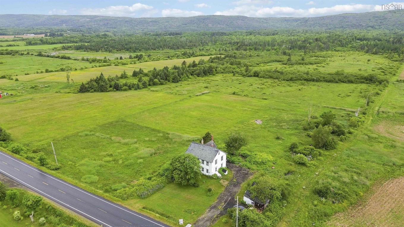 8045 Highway 1, Upper Granville, NS