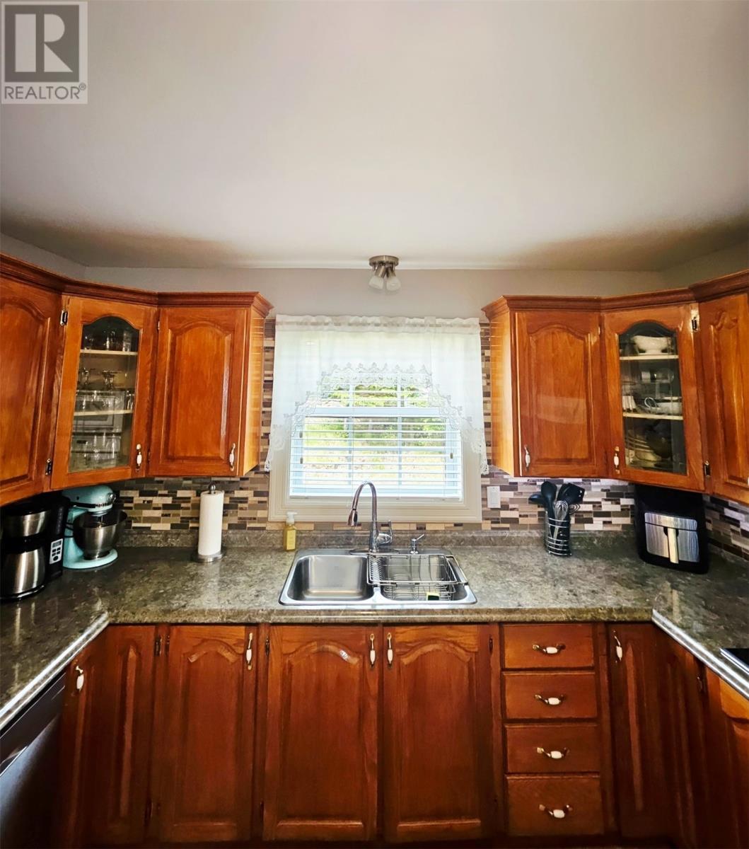 34 Chipmans Road, Spaniards Bay, NL - Indoor Photo Showing Kitchen With Double Sink