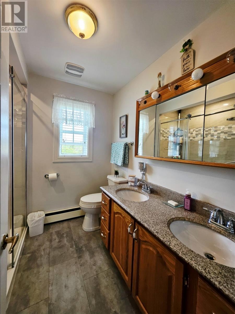 34 Chipmans Road, Spaniards Bay, NL - Indoor Photo Showing Bathroom