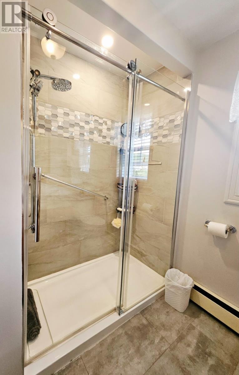 34 Chipmans Road, Spaniards Bay, NL - Indoor Photo Showing Bathroom